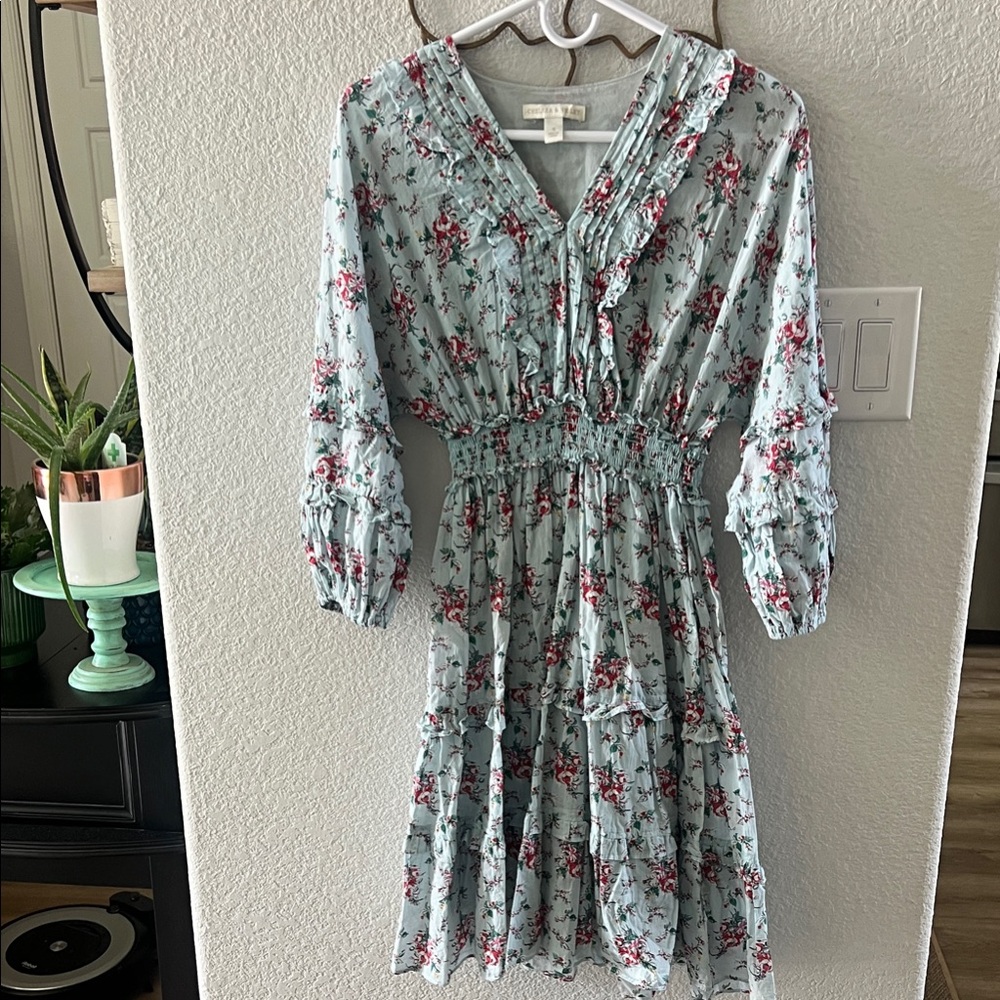 Chelsea & Violet Elegant Gray Dress
